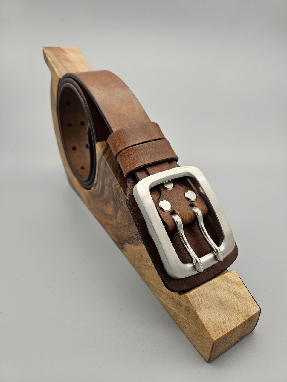 Skórzany pasek "Bushcraft" z klamrą oficerską - obrazek 2