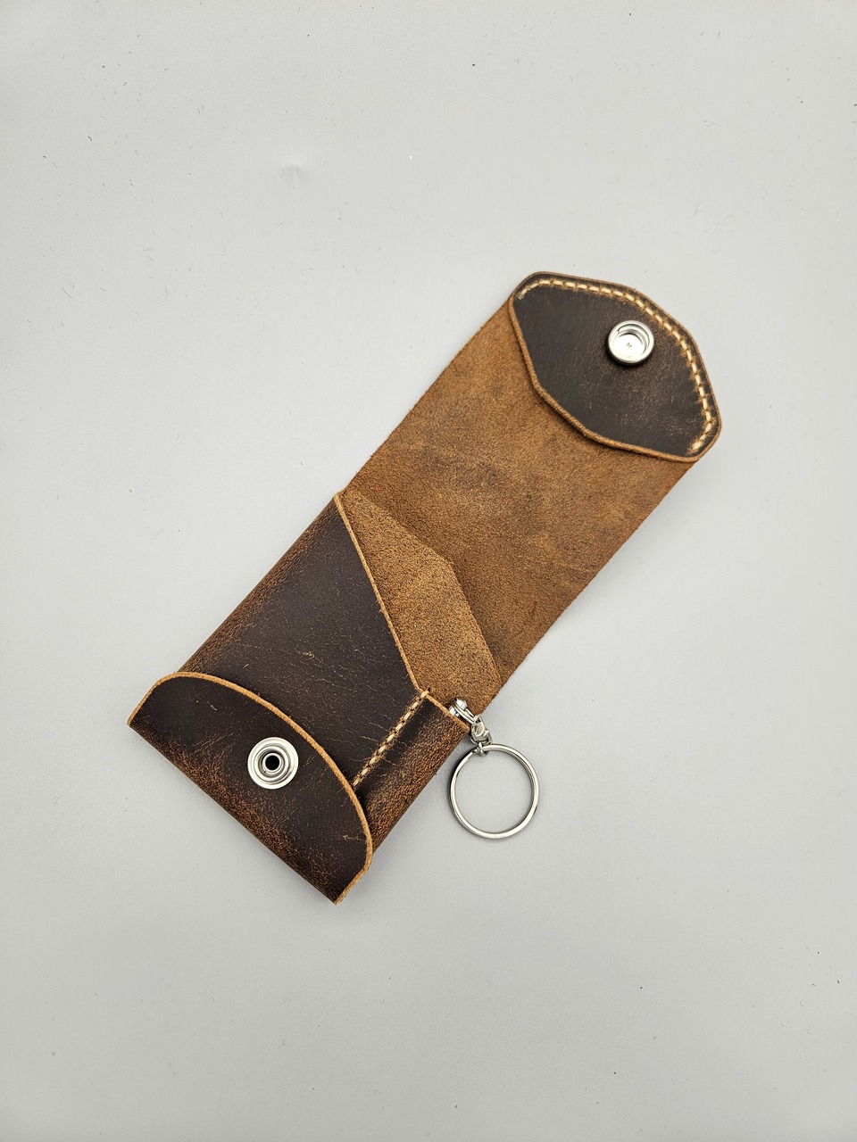 Skórzany portfel minimalistyczny - obrazek 4