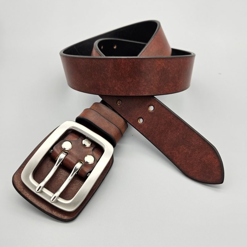 Pasek bushcraft w kolorze brązowym
