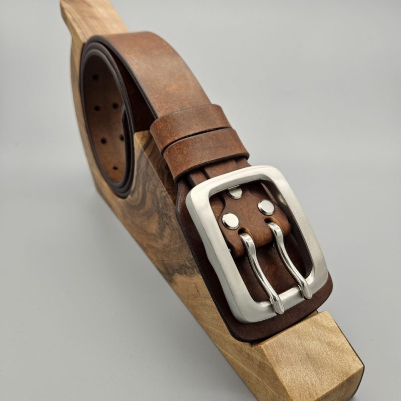 Pasek bushcraft w kolorze brązowym