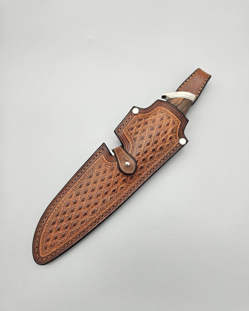 pokrowiec tłoczony z wcięciem przód