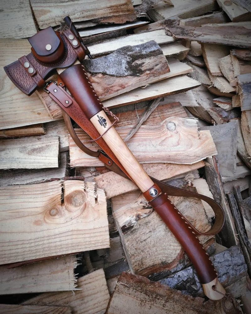 skórzany zestaw do siekiery