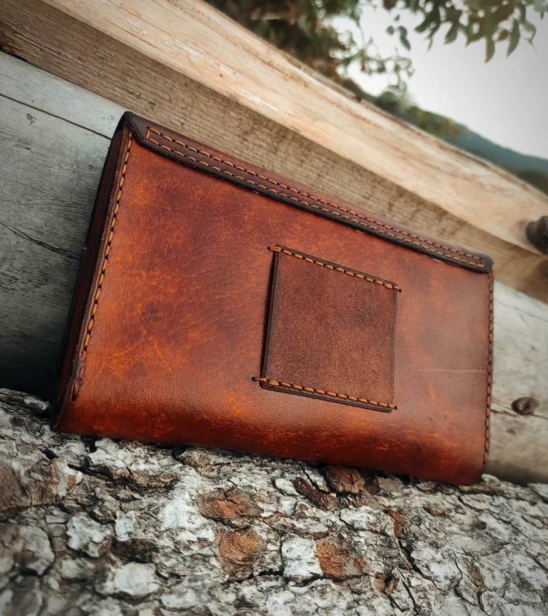 Etui na telefon skórzane