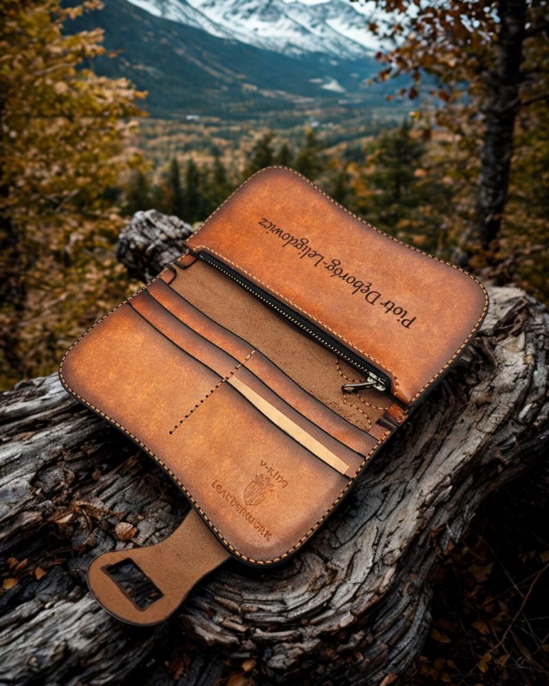 portfel duży środek_Easy-Resize.com